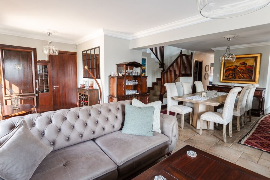 3 Bedroom Property for Sale in Pentagon Park Free State
